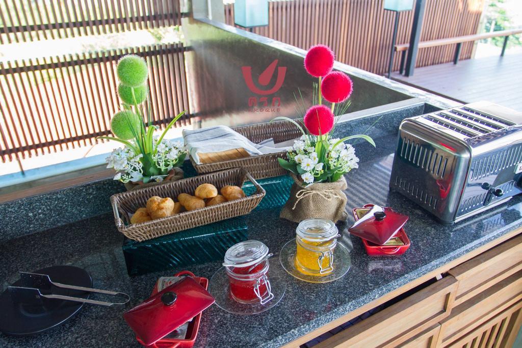 Kroque Boutique & Bistro Ang Sila Dış mekan fotoğraf