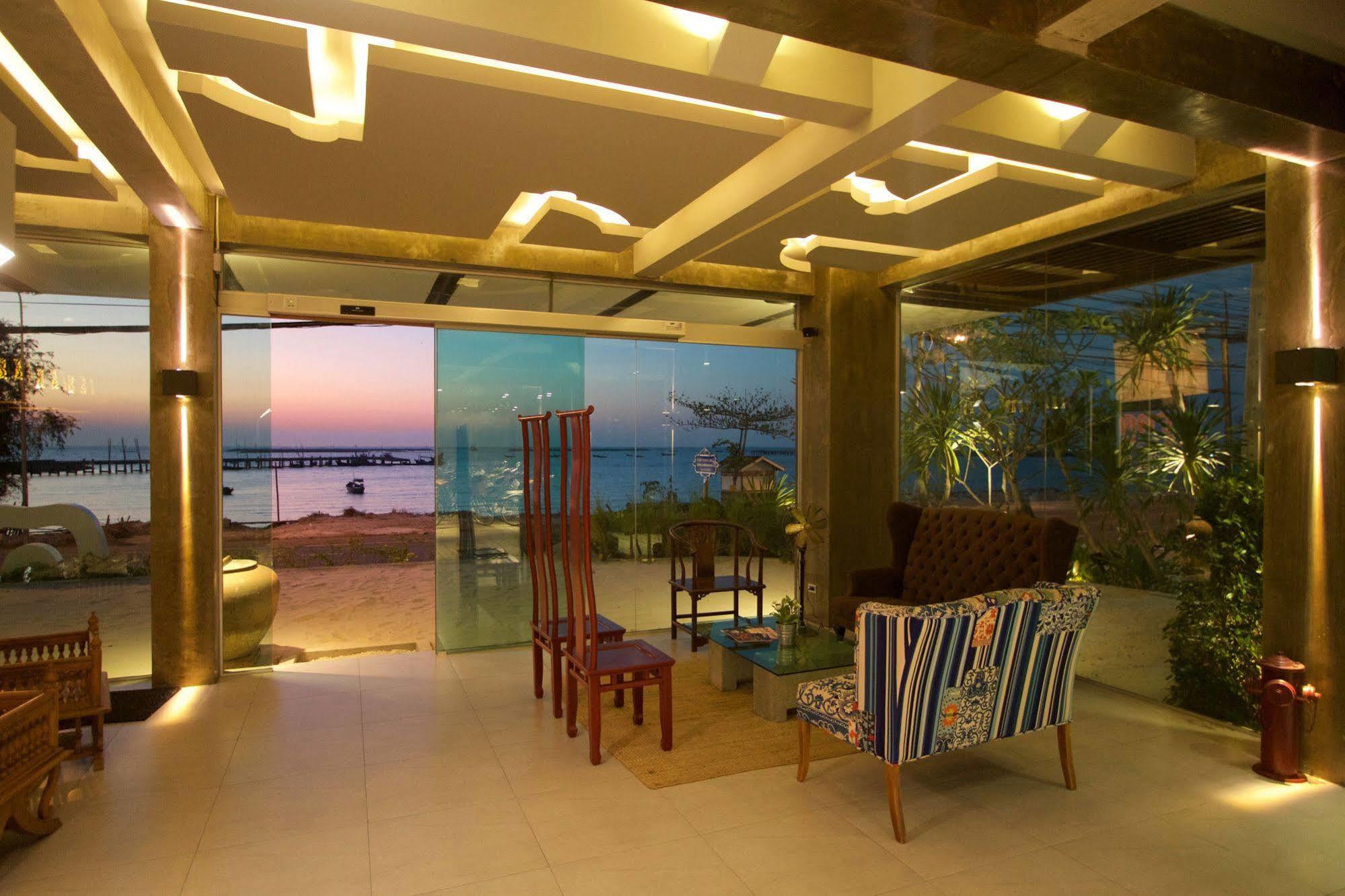 Kroque Boutique & Bistro Ang Sila Dış mekan fotoğraf