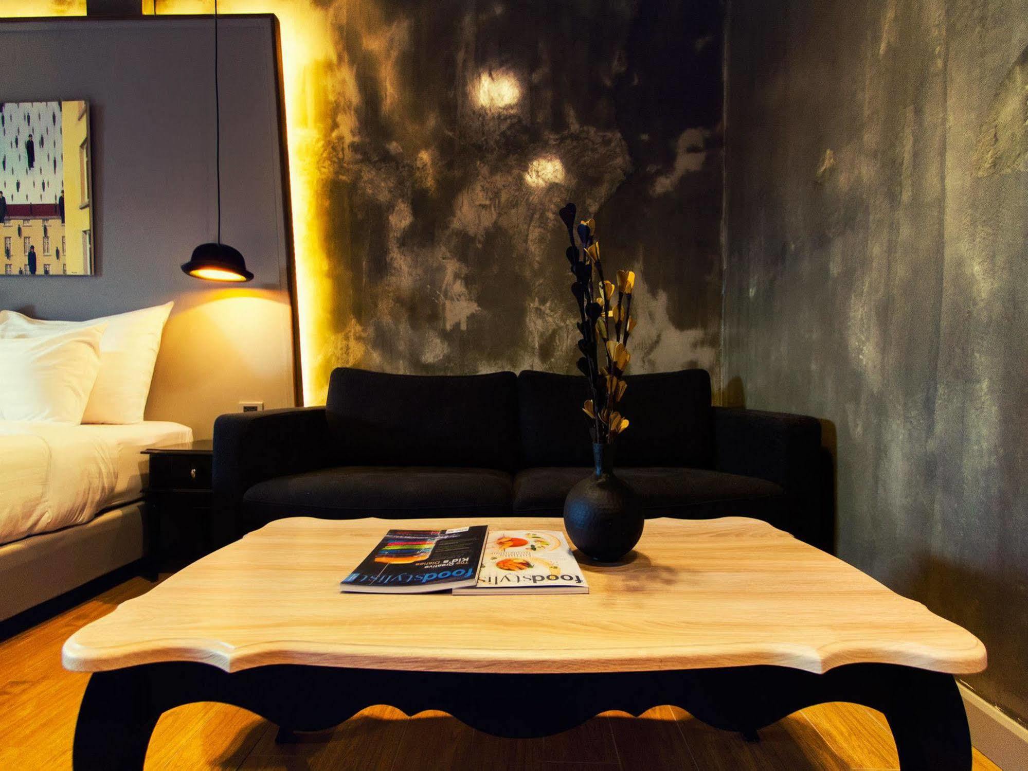 Kroque Boutique & Bistro Ang Sila Dış mekan fotoğraf