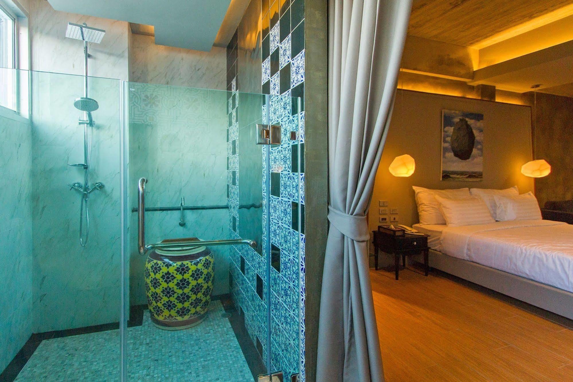 Kroque Boutique & Bistro Ang Sila Dış mekan fotoğraf