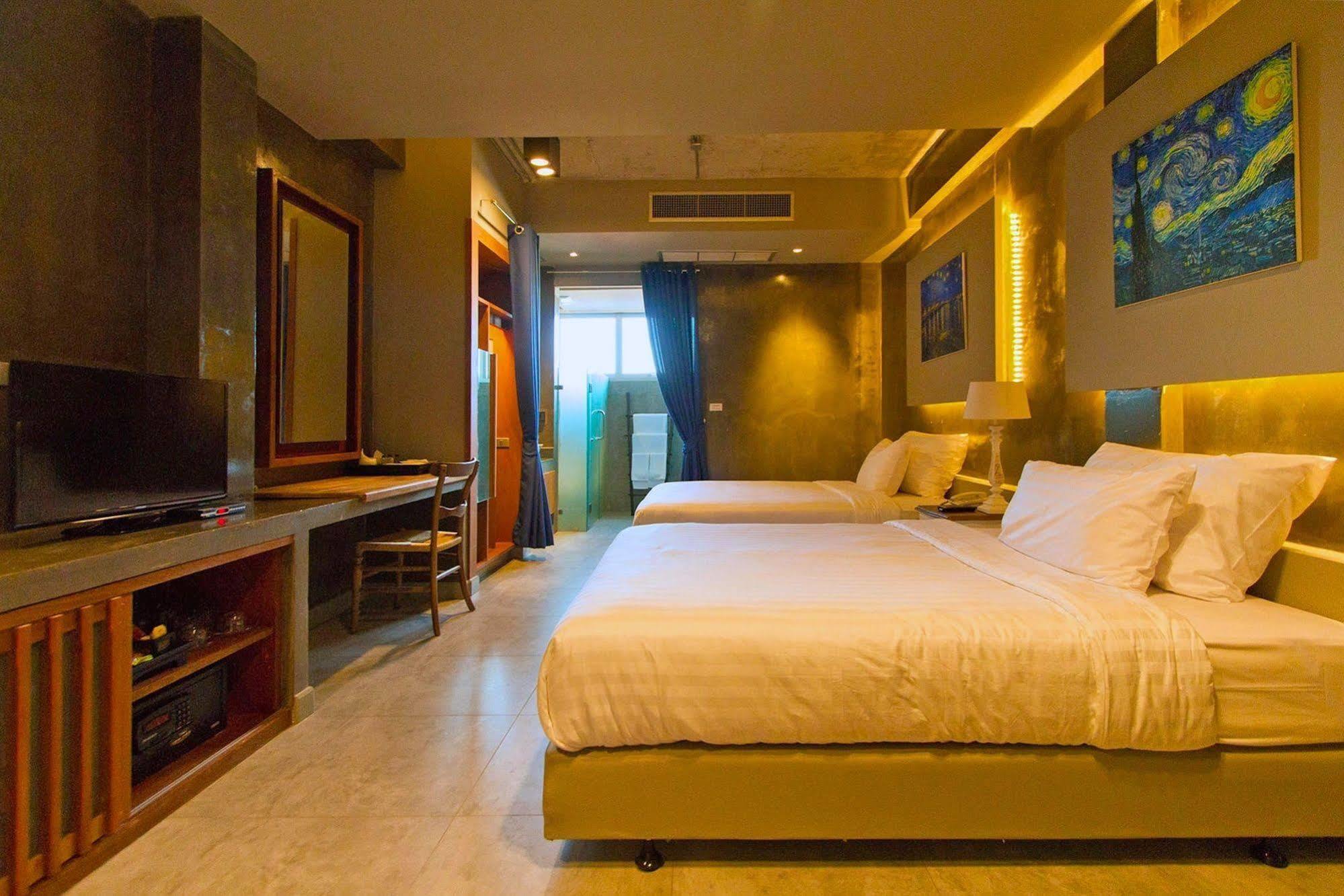 Kroque Boutique & Bistro Ang Sila Dış mekan fotoğraf